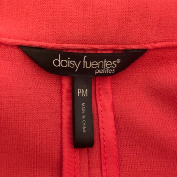 Pink form-fitting blazer - Picture 5 of 5